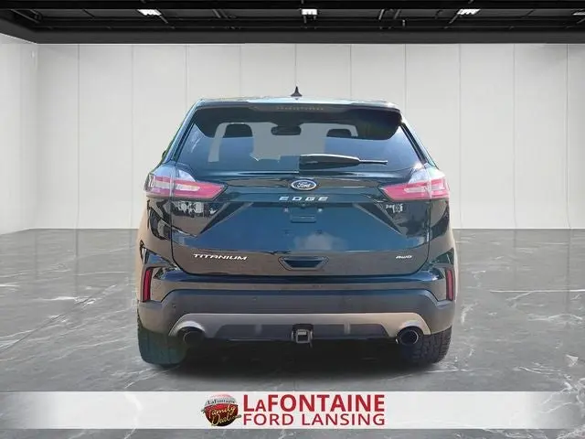 2021 Ford Edge Titanium AWD photo 4