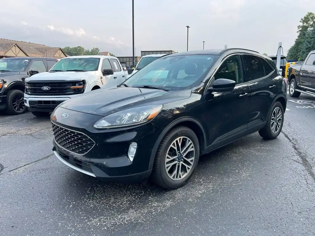 2020 Ford Escape SEL FWD's photo
