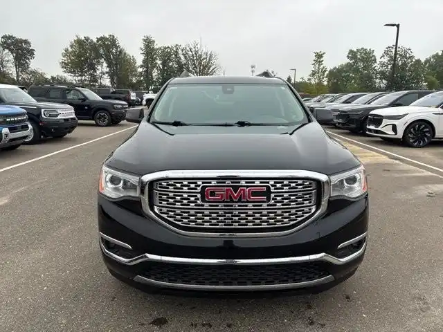 2019 GMC Acadia Denali AWD's photo