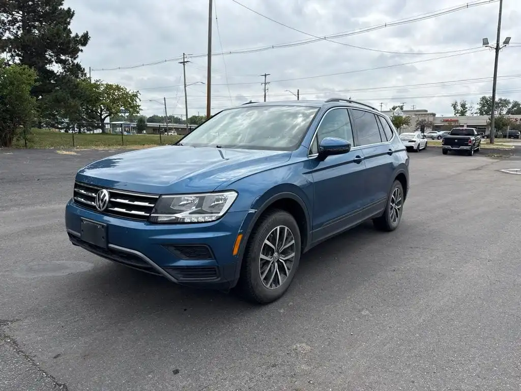 2019 Volkswagen Tiguan 2.0T SE 4Motion's photo