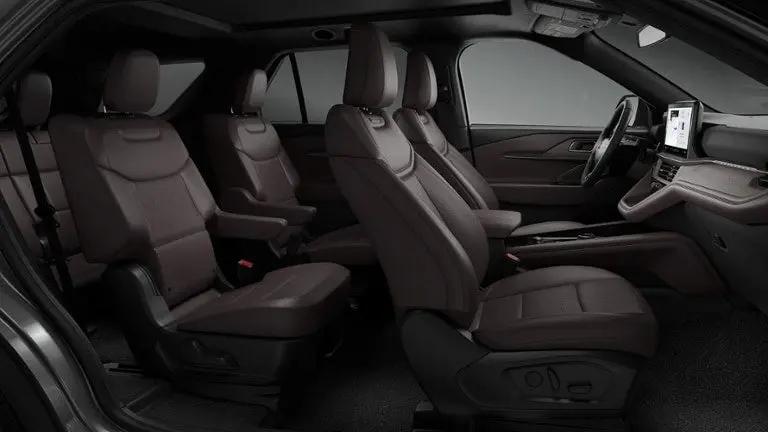 2026 Ford Explorer Platinum photo 5