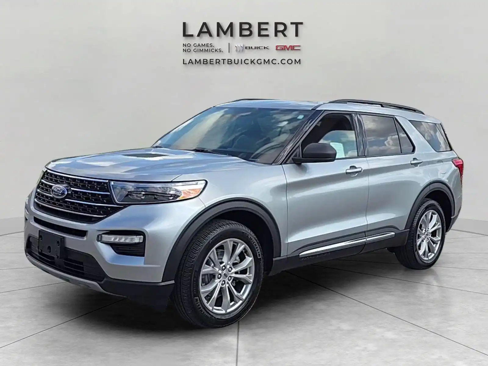 2020 Ford Explorer XLT 4WD's photo