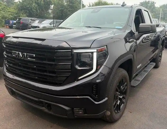 2023 GMC Sierra 4WD Double Cab Standard Box Elevation's photo