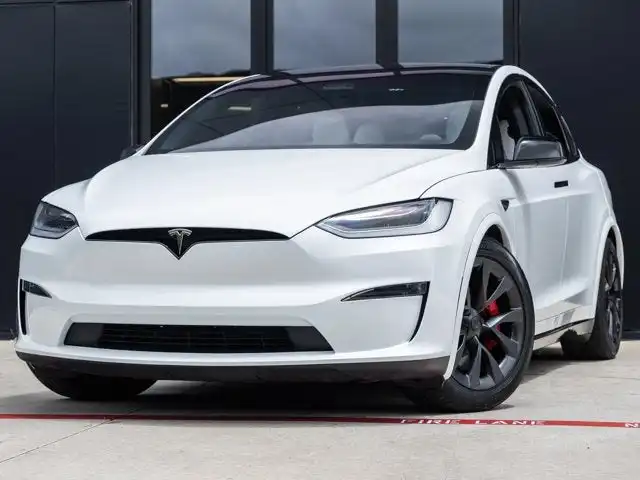 2023 Tesla Model X Plaid's photo