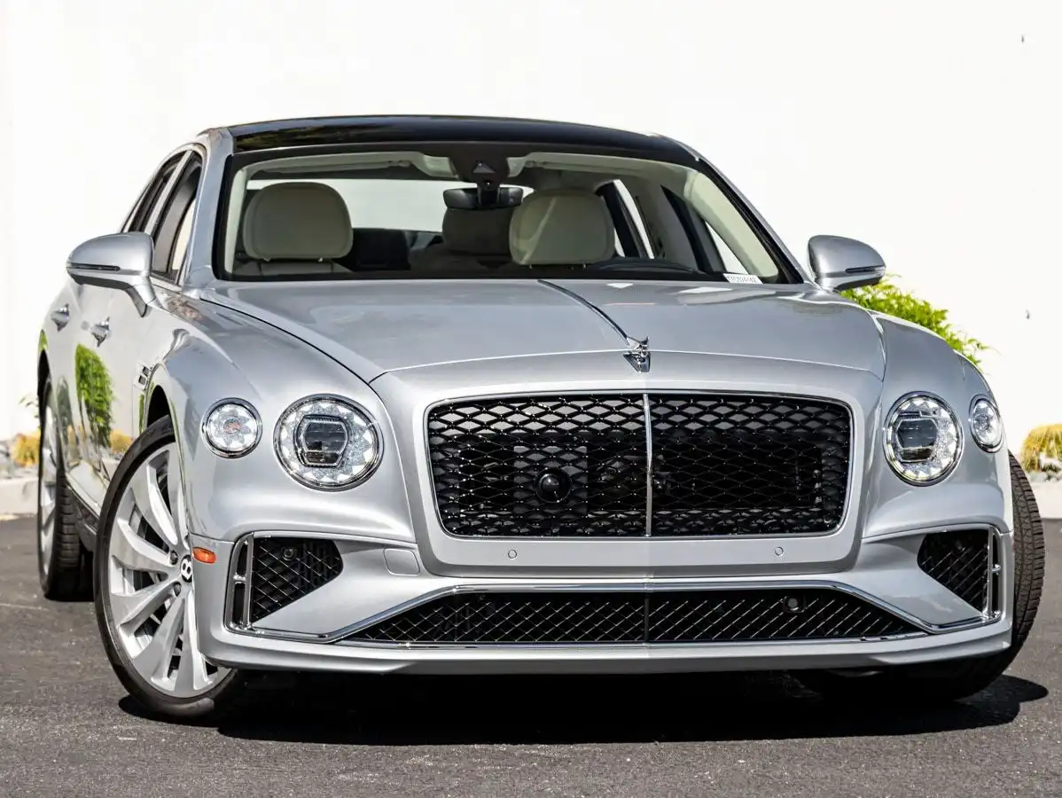 2026 Bentley Flying Spur Base's photo