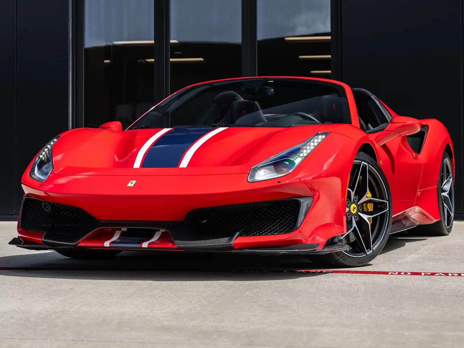 2020 Ferrari 488 3.9 Pista's photo