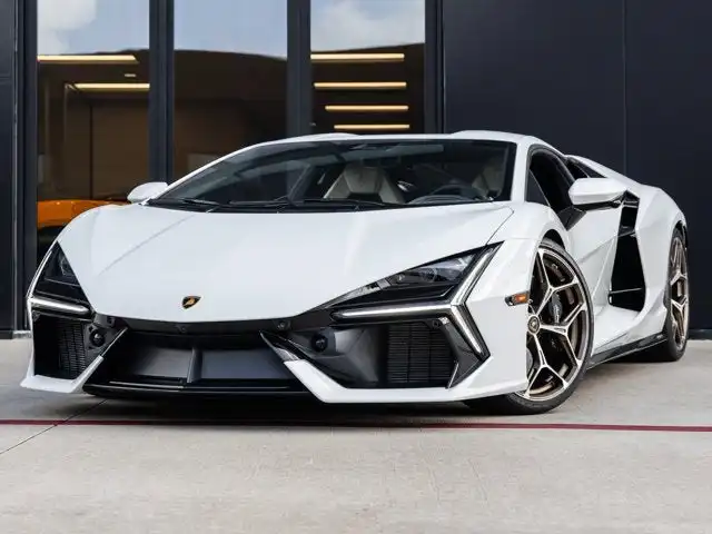 2024 Lamborghini Revuelto 6.5 DCT 4WD's photo