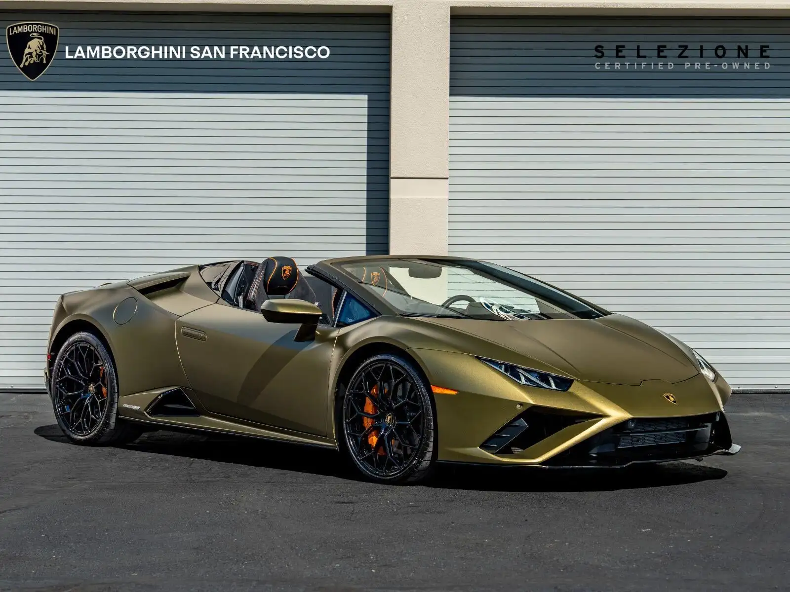 2023 Lamborghini Huracan EVO Spyder's photo