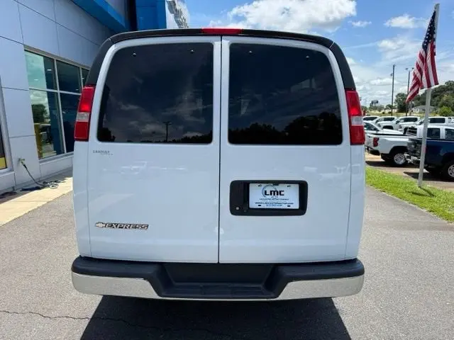 2019 Chevrolet Express 3500 LT Extended photo 5
