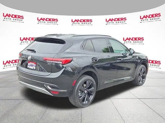 2023 Buick Envision Preferred AWD photo 3