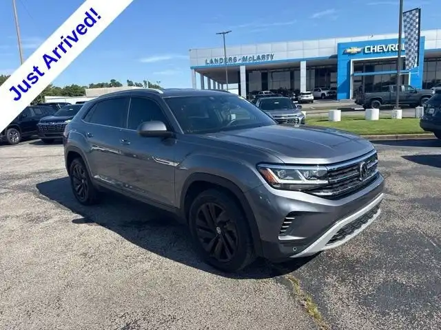 2021 Volkswagen Atlas Cross Sport 2.0T SE with Tech's photo