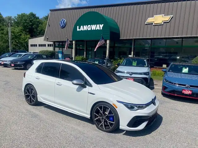 2023 Volkswagen Golf R Golf R 4-door DSG's photo