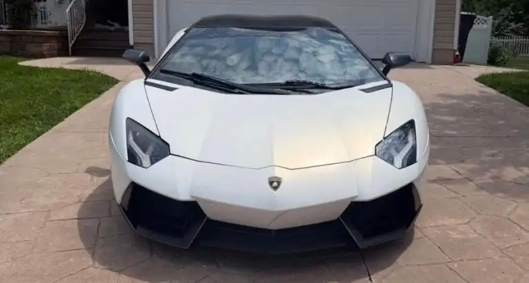 2012 Lamborghini Aventador LP 700-4's photo