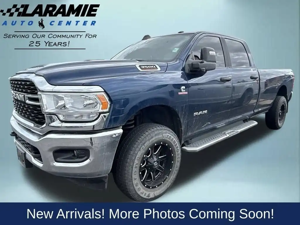 2024 RAM 3500 Big Horn 4WD Crew Cab LWB's photo