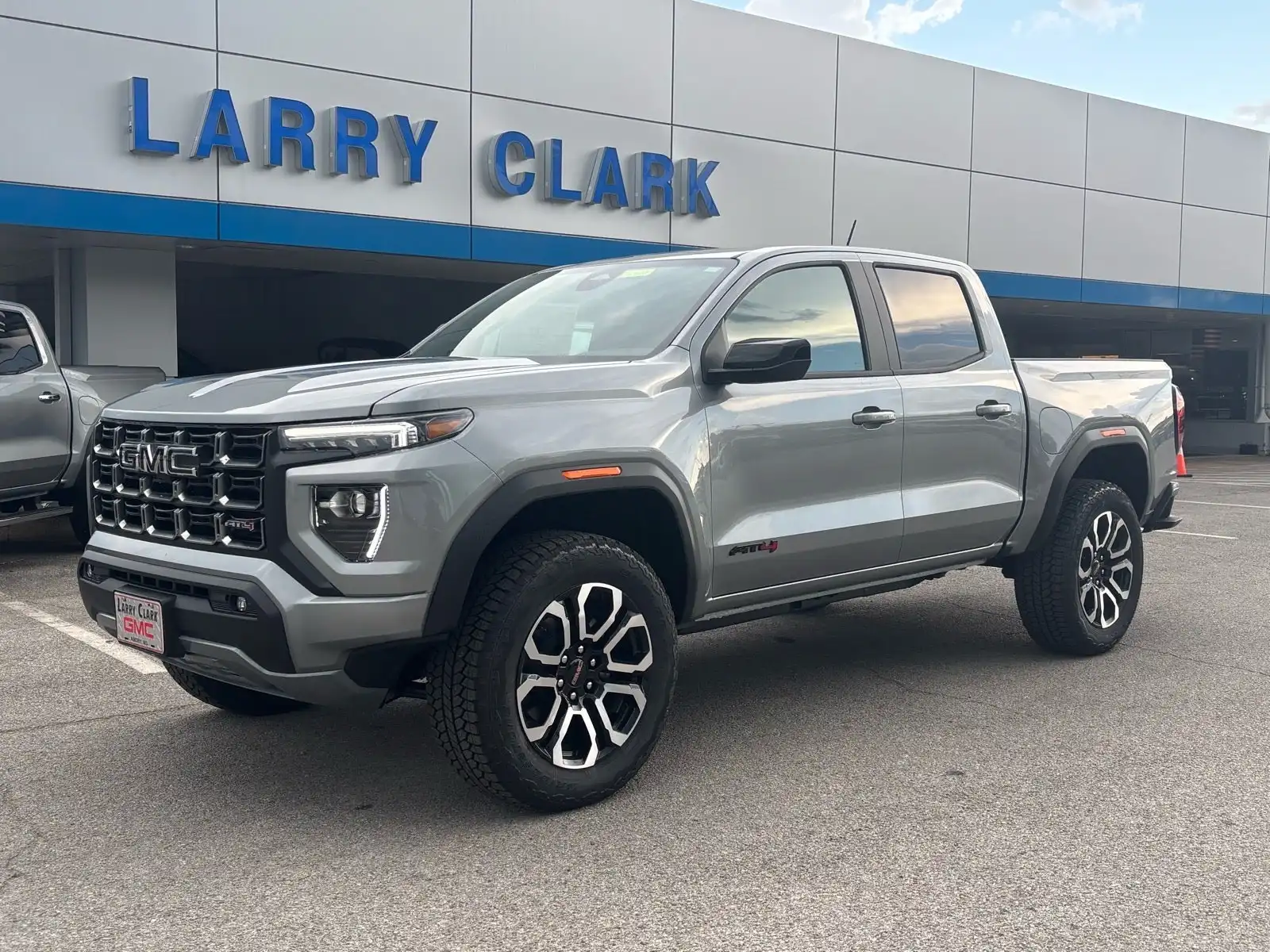 2026 GMC Canyon 4WD AT4 Crew Cab Short Box's photo