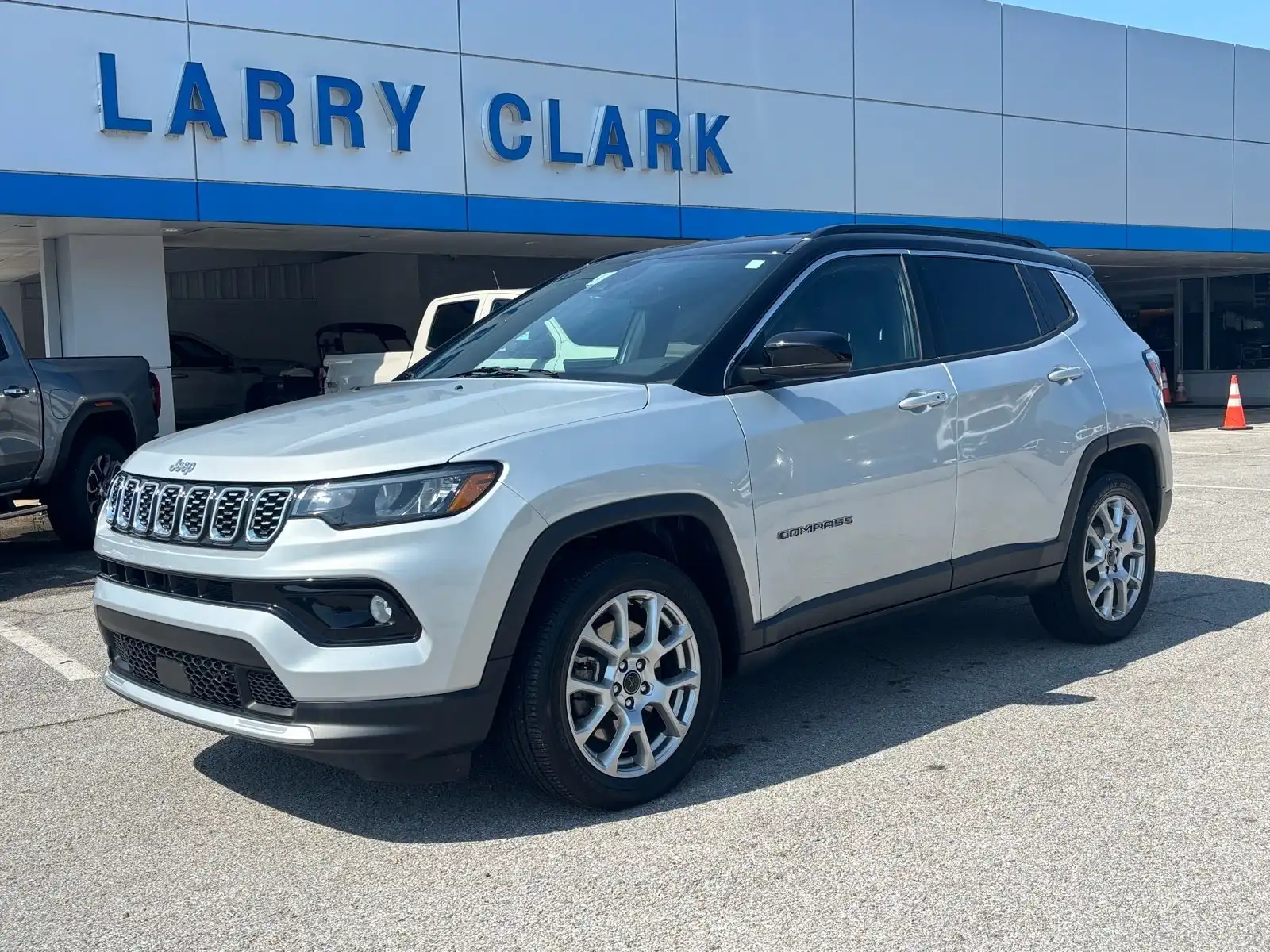 2025 Jeep Compass Limited 4X4's photo