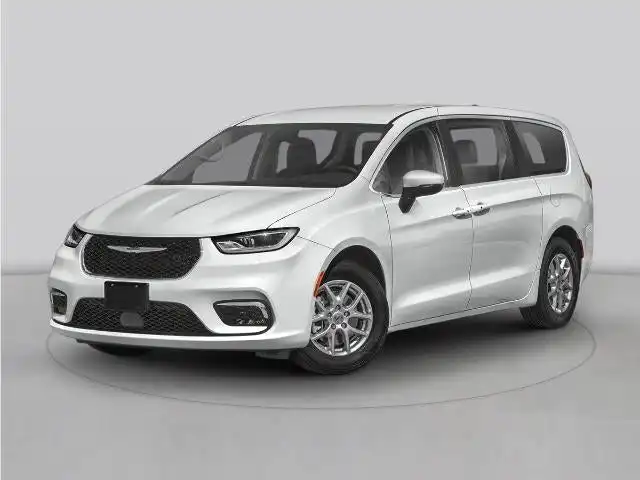 2023 Chrysler Pacifica Touring L AWD's photo