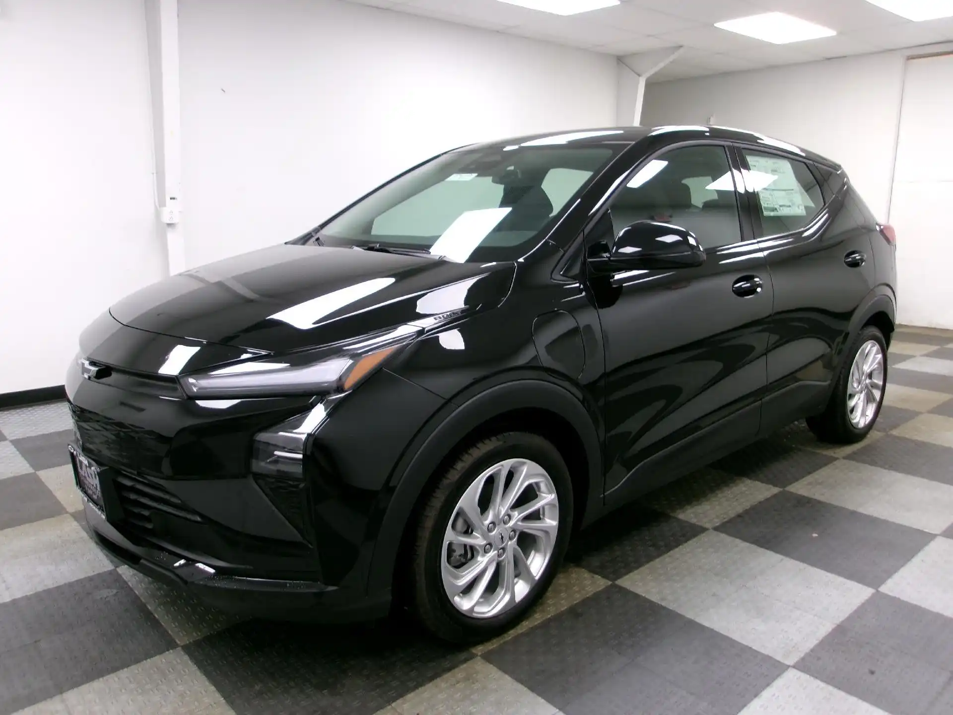 2027 Chevrolet Bolt EV LT Auto's photo