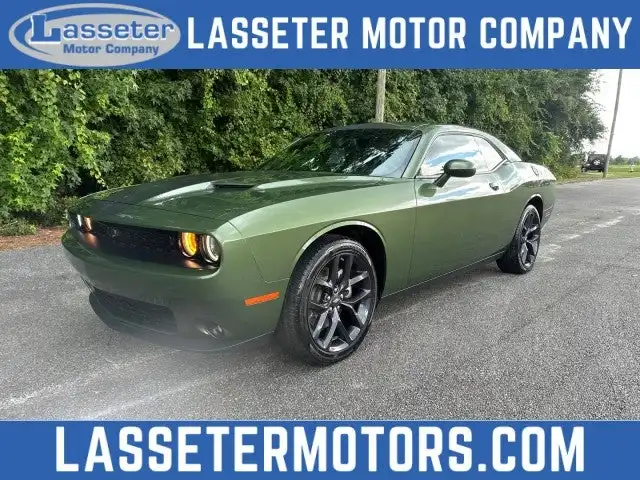 2023 Dodge Challenger SXT Auto's photo
