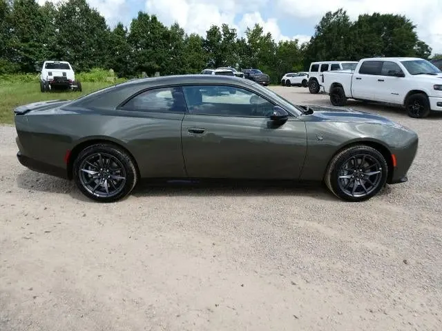 2026 Dodge Charger Scat Pack AWD photo 4