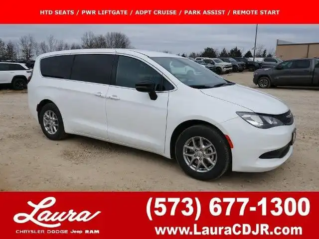 2026 Chrysler Voyager LX's photo