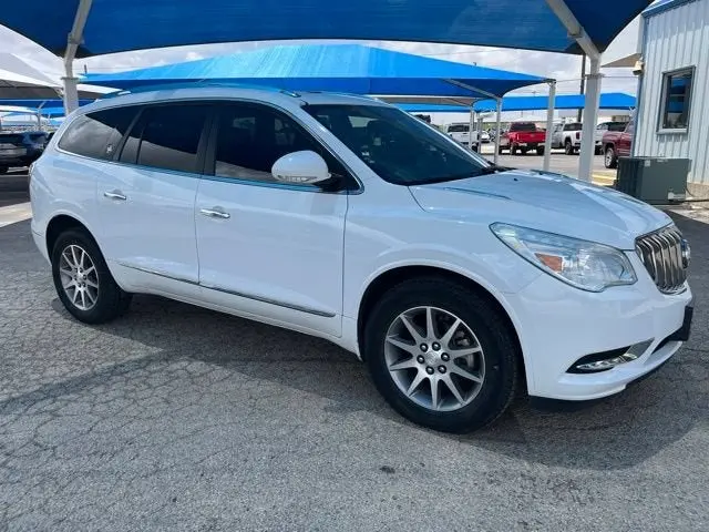 2016 Buick Enclave Leather photo 3