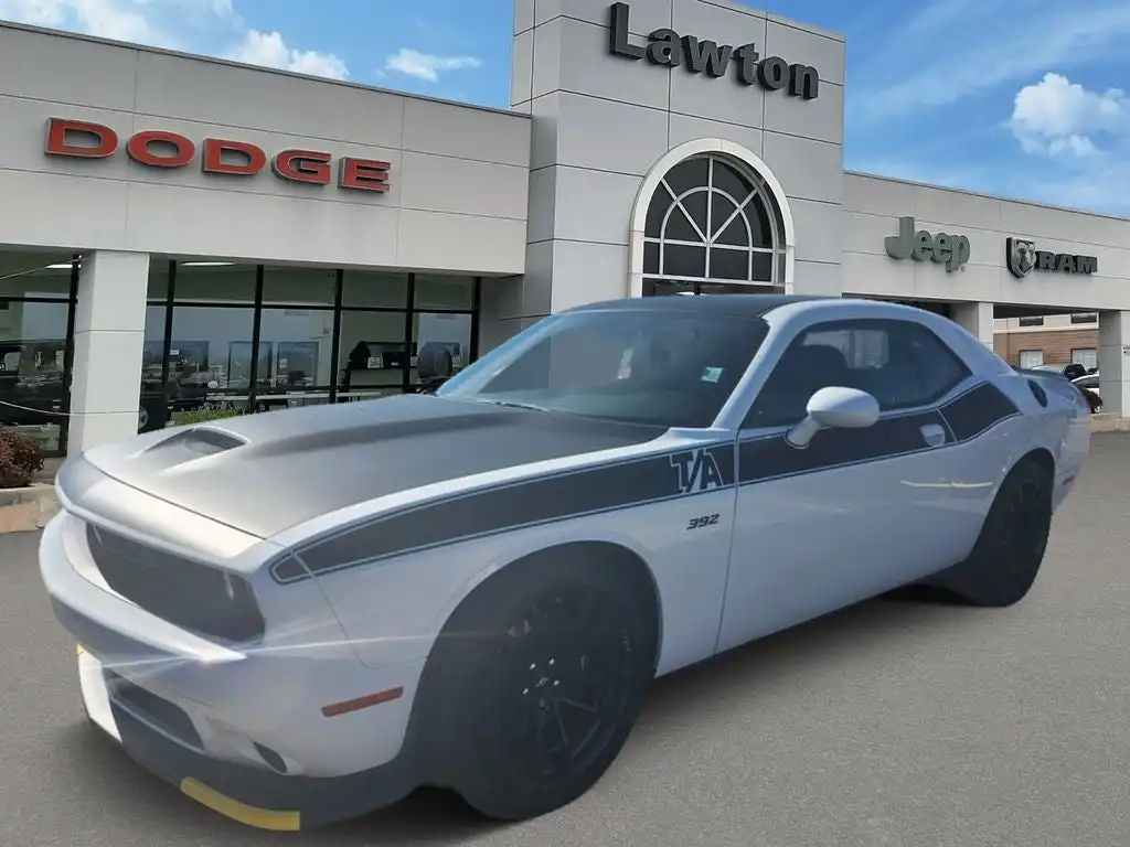 2023 Dodge Challenger R/T Scat Pack's photo