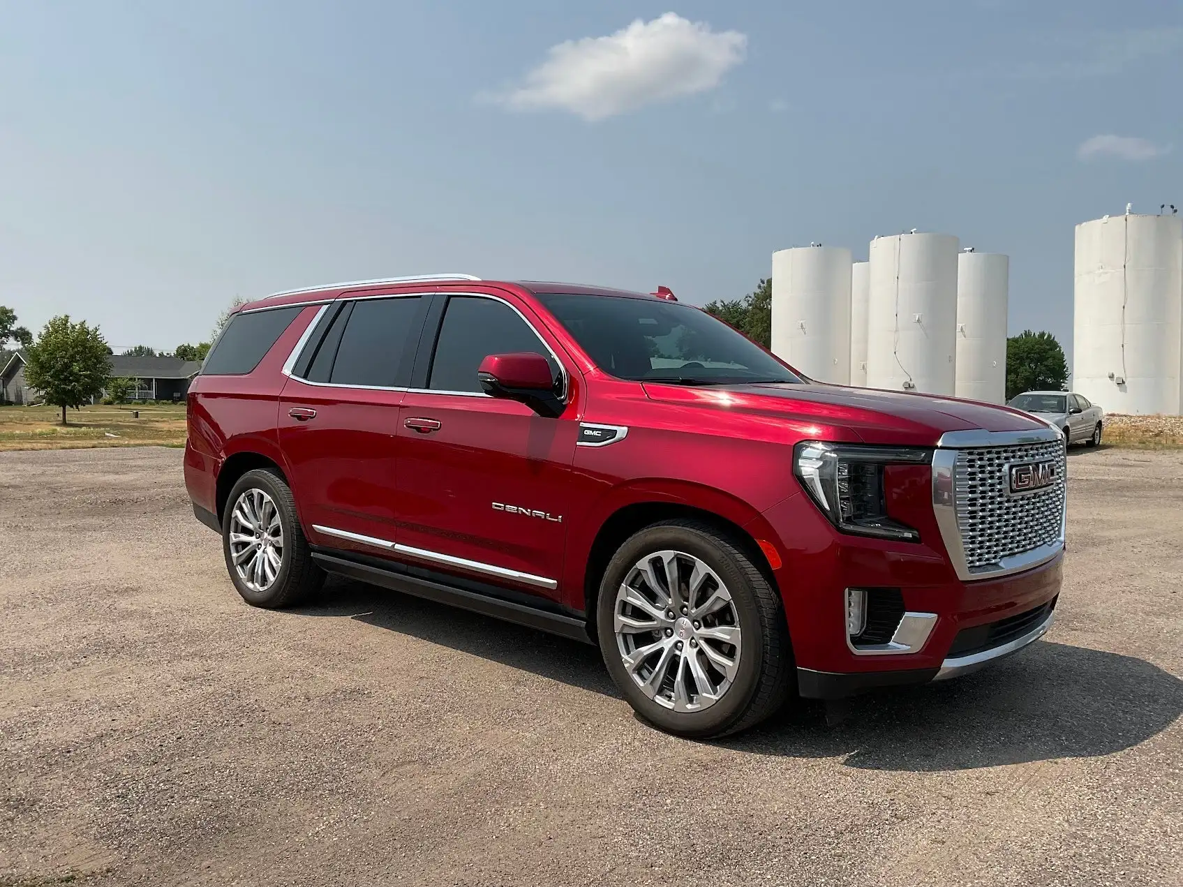 2022 GMC Yukon 4WD Denali's photo