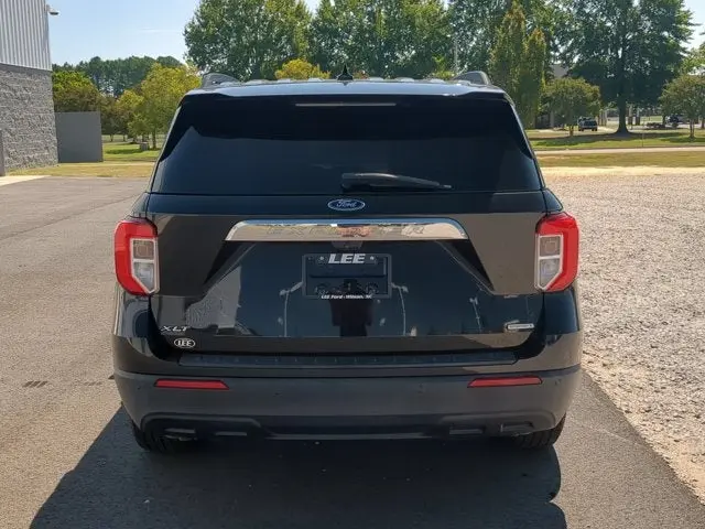 2020 Ford Explorer XLT RWD photo 4