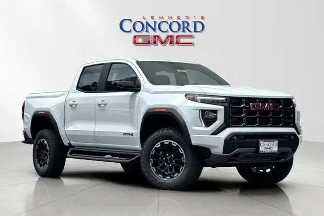 2026 GMC Canyon 4WD AT4 Crew Cab Short Box's photo