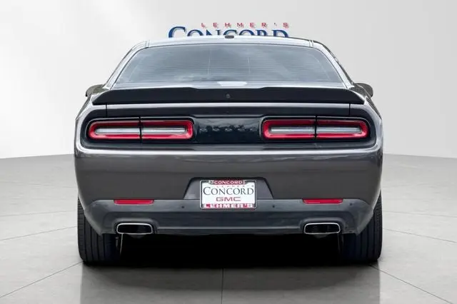 2023 Dodge Challenger GT Auto photo 5