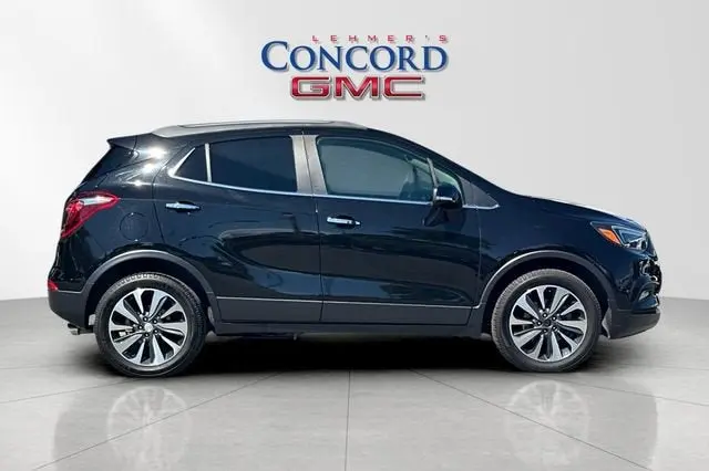 2019 Buick Encore Essence AWD photo 3