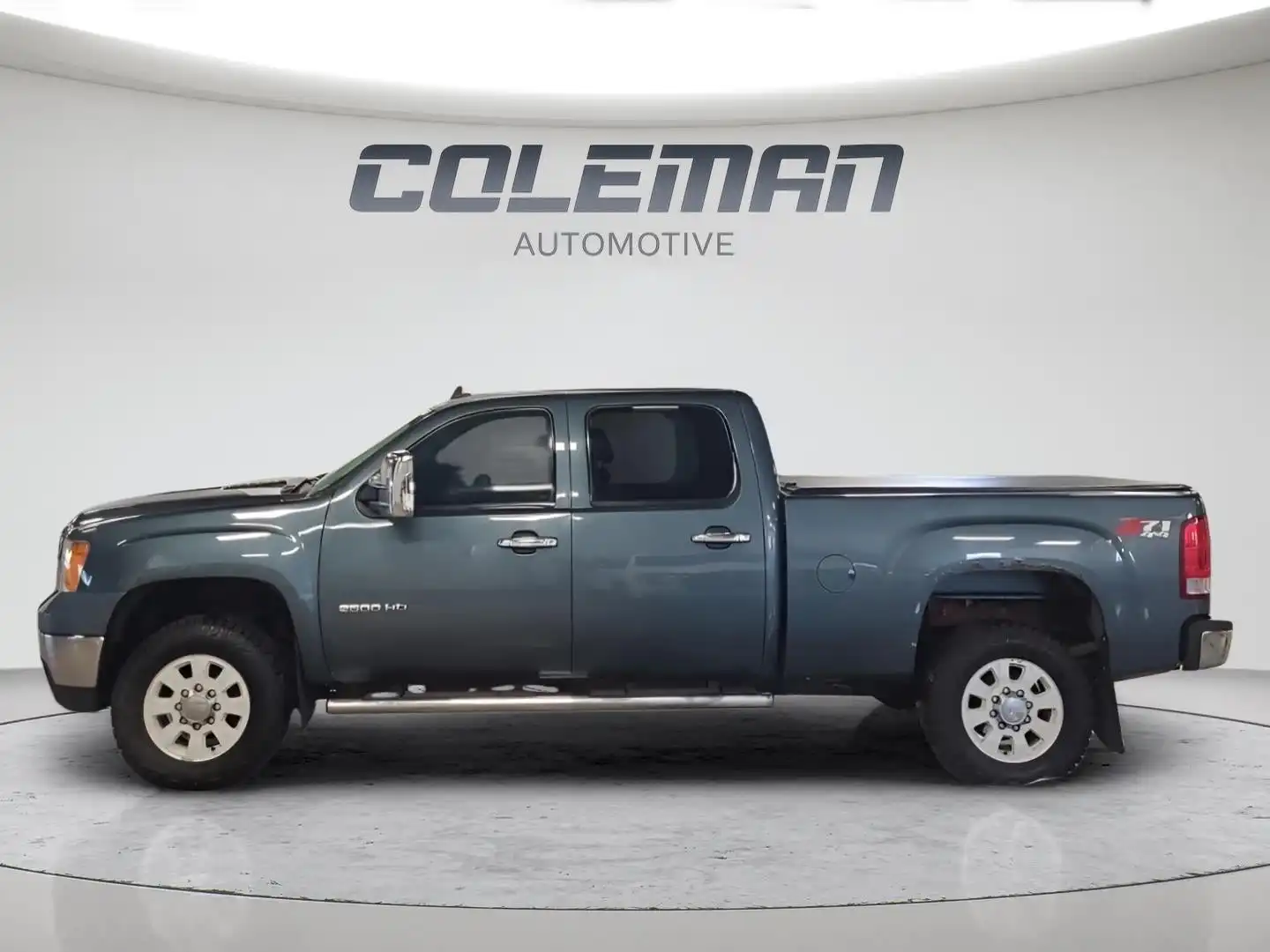 2013 GMC Sierra 4WD Crew Cab 6.5ft SLE's photo