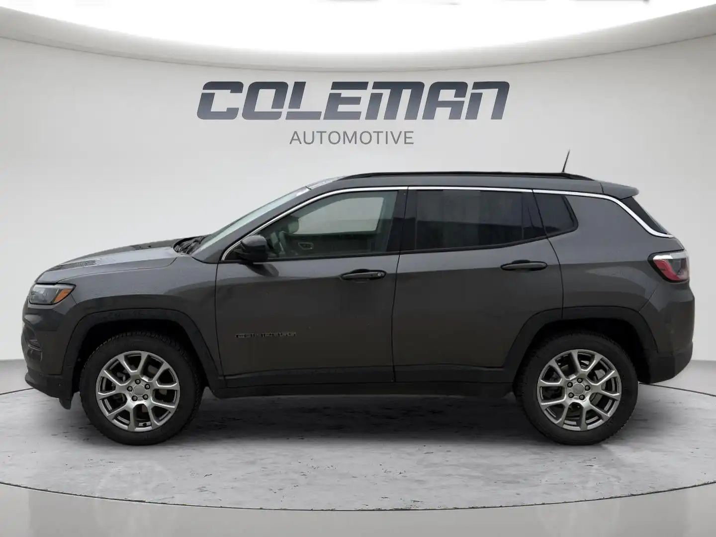 2022 Jeep Compass Latitude Lux 4X4's photo