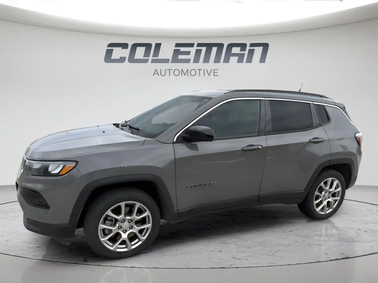 2023 Jeep Compass Latitude Lux 4X4's photo