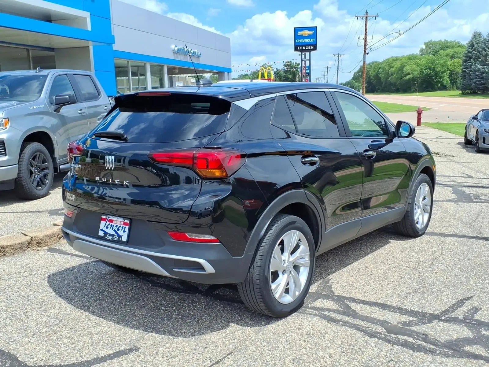 2024 Buick Encore GX Preferred AWD photo 3