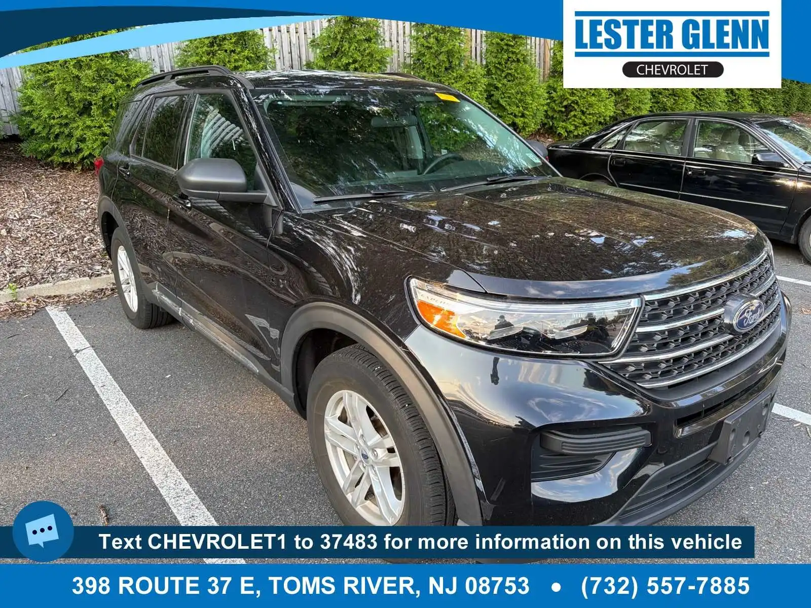 2023 Ford Explorer XLT 4WD's photo