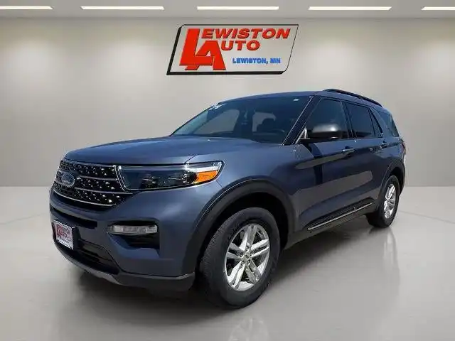 2021 Ford Explorer XLT 4WD's photo