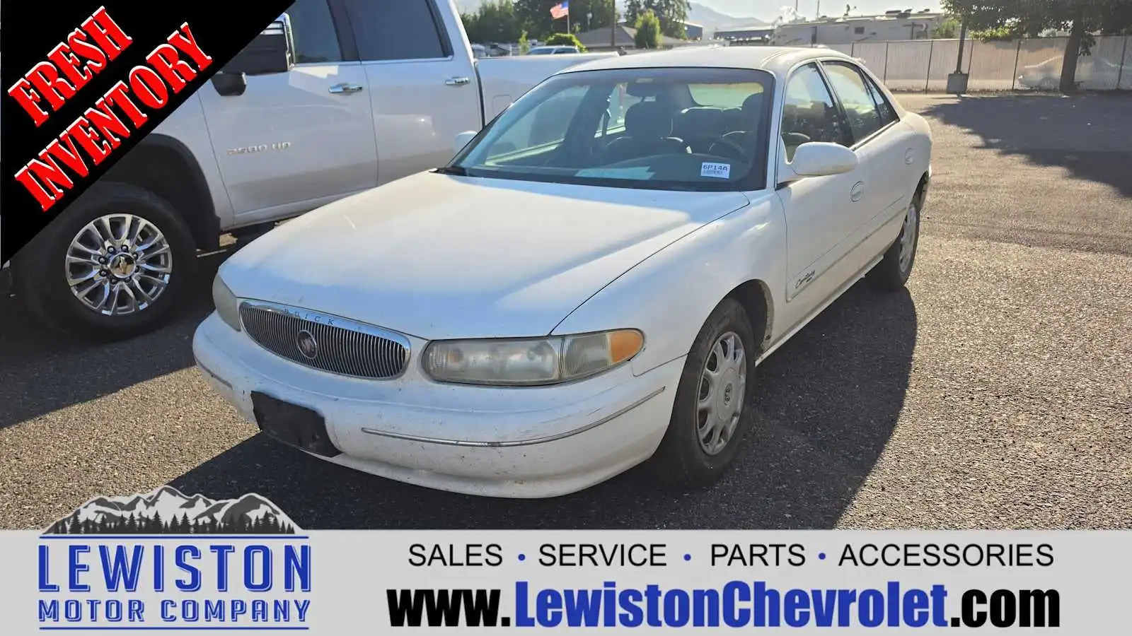 2001 Buick Century Custom's photo