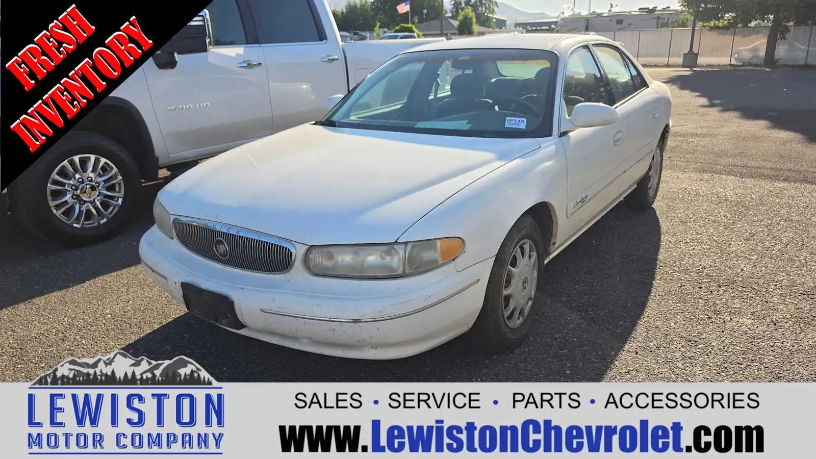 2001 Buick Century Custom's photo