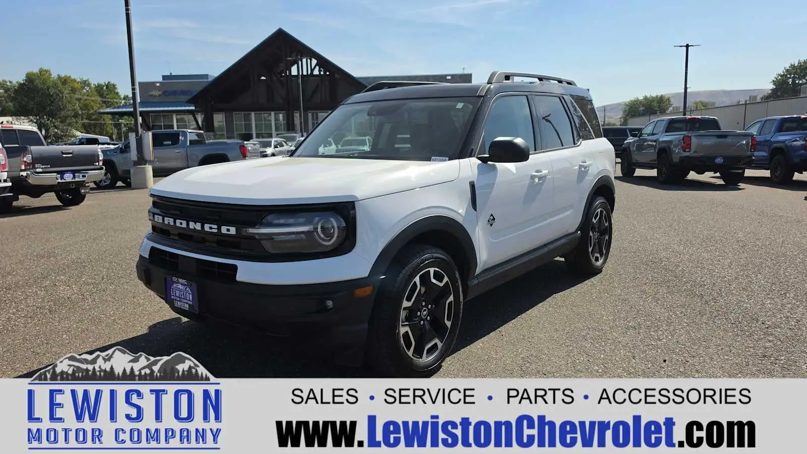 2023 Ford Bronco Sport Outer Banks 4WD photo 1