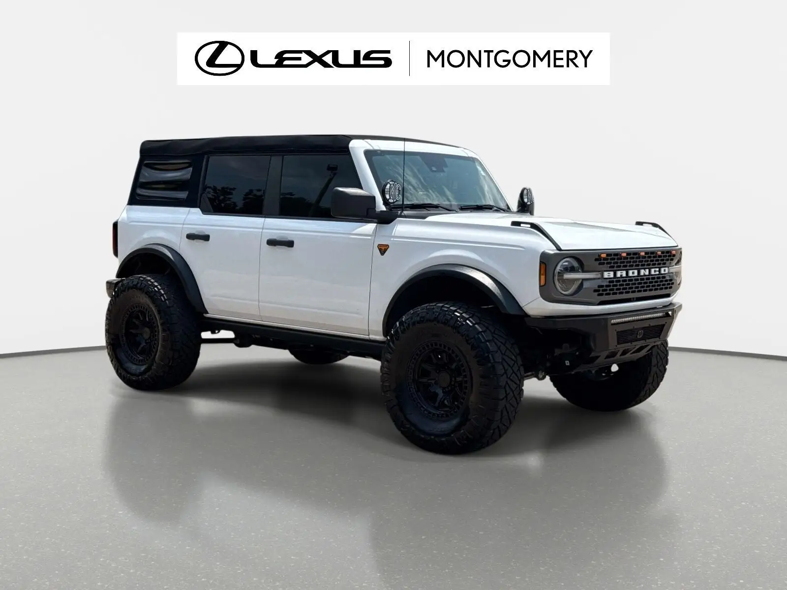 2023 Ford Bronco Badlands 4x4 photo 1