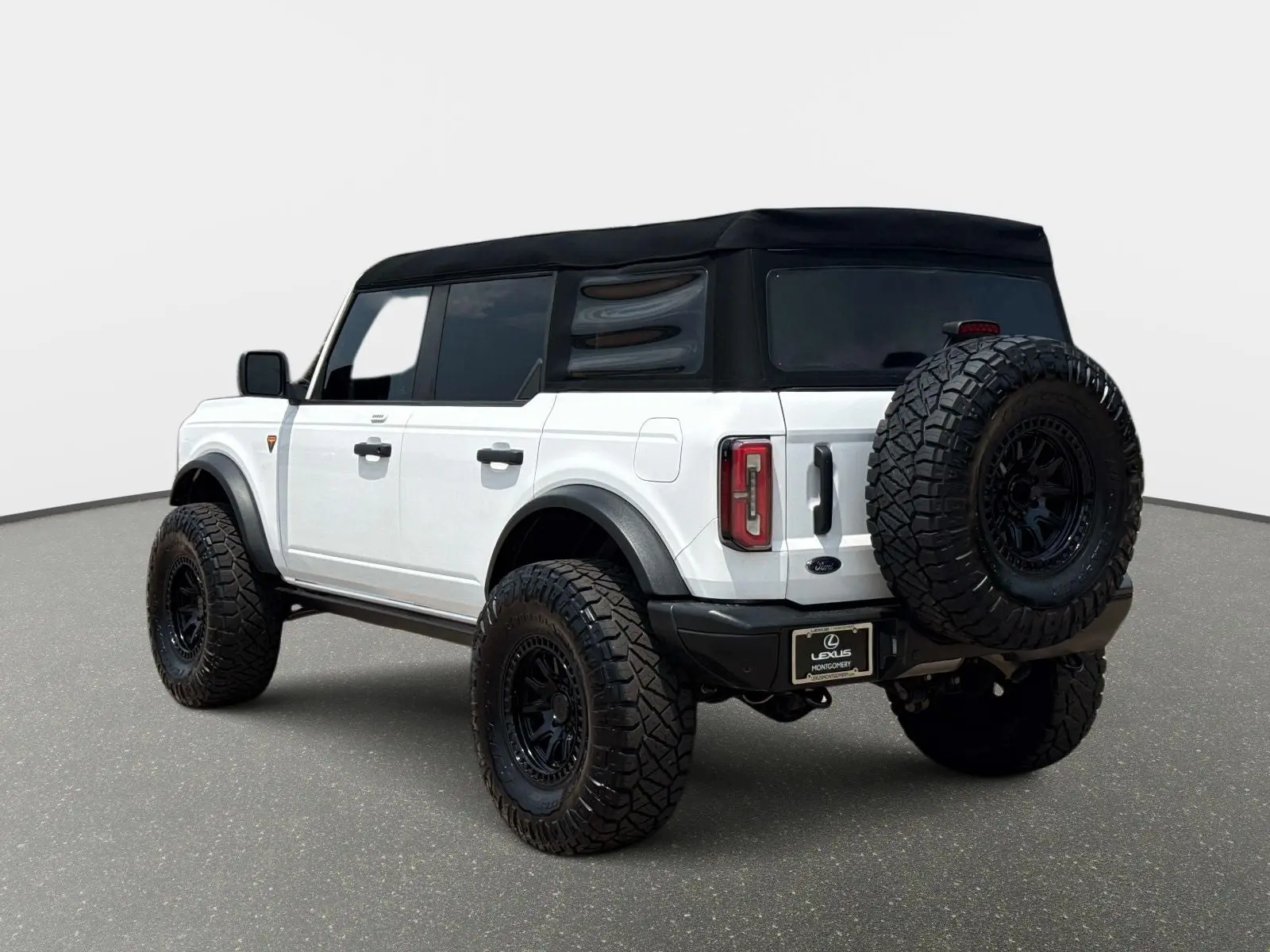 2023 Ford Bronco Badlands 4x4 photo 5