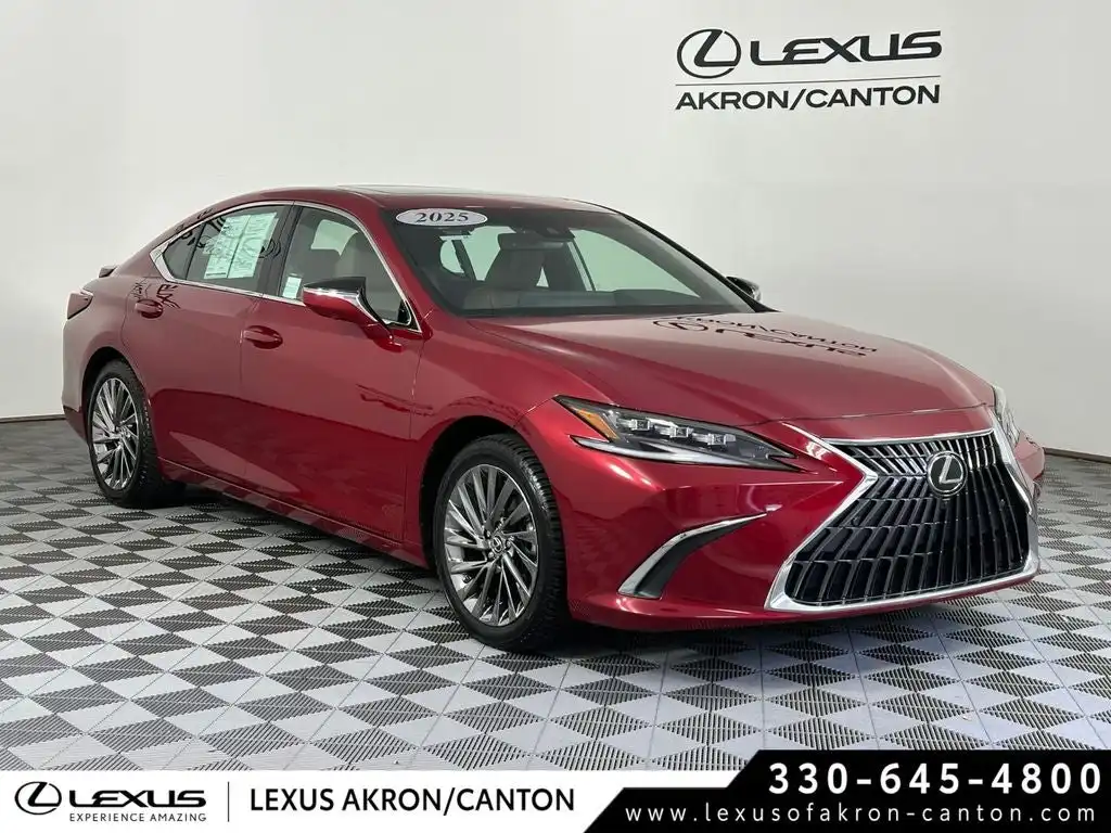 2025 Lexus ES 300h 300h Ultra Luxury's photo