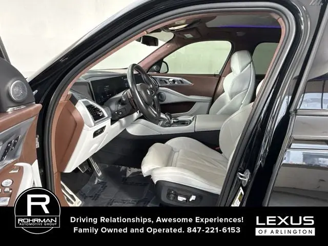 2023 BMW XM Base photo 4