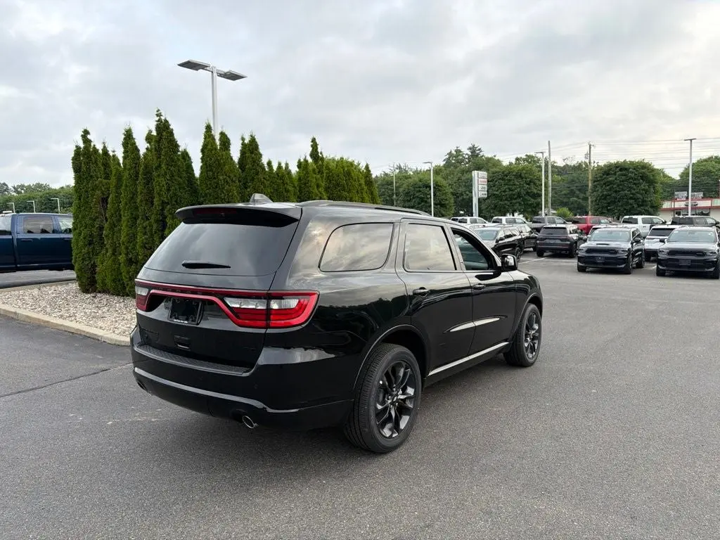 2026 Dodge Durango GT AWD photo 3