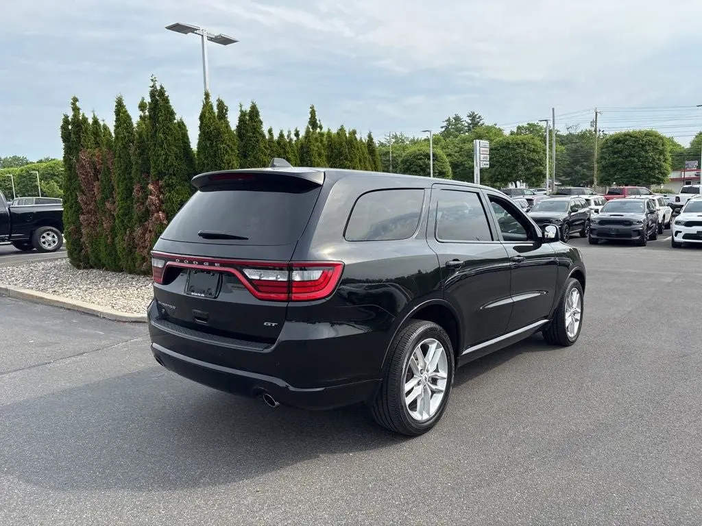 2025 Dodge Durango GT AWD photo 3