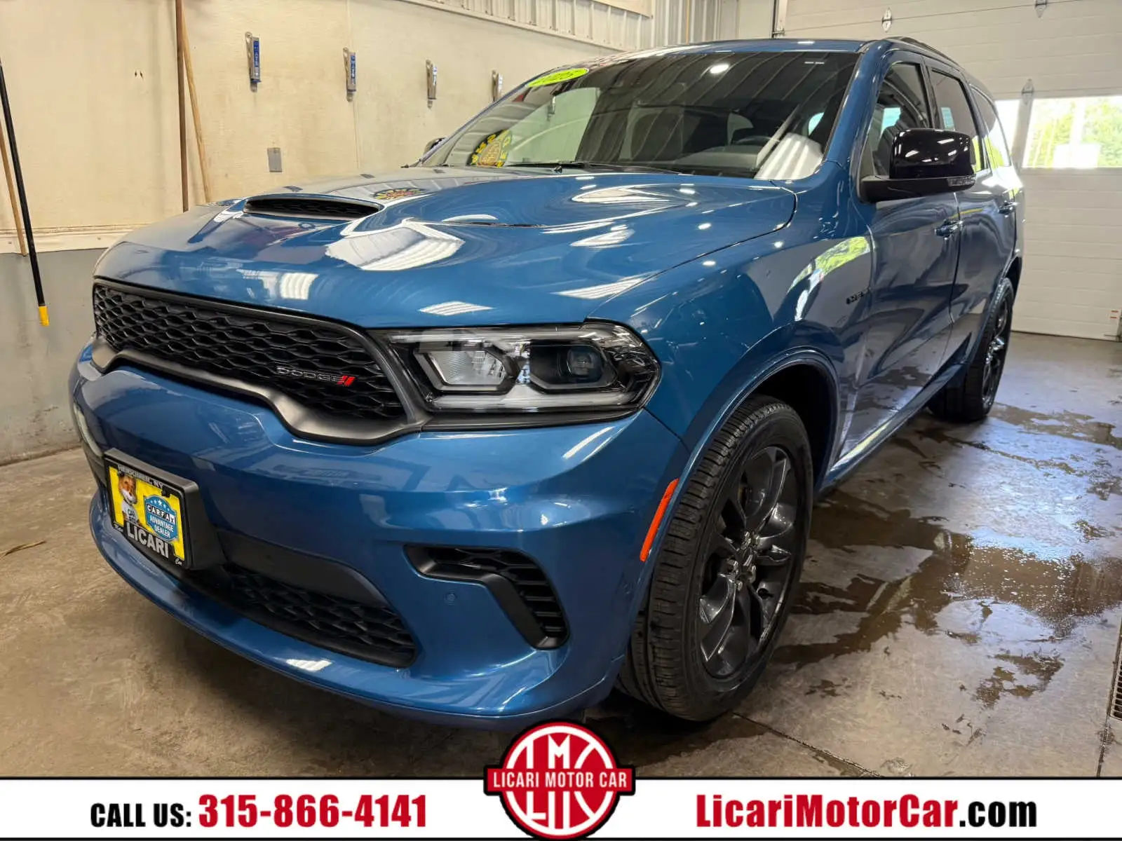 2025 Dodge Durango R/T AWD Plus photo 1