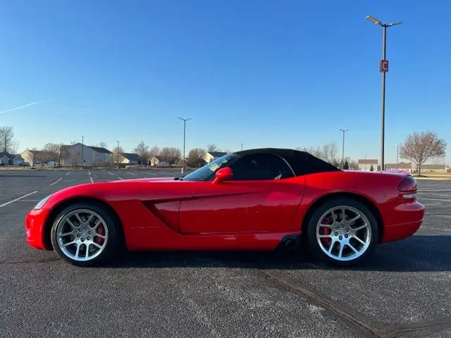 2005 Dodge Viper SRT-10 photo 3