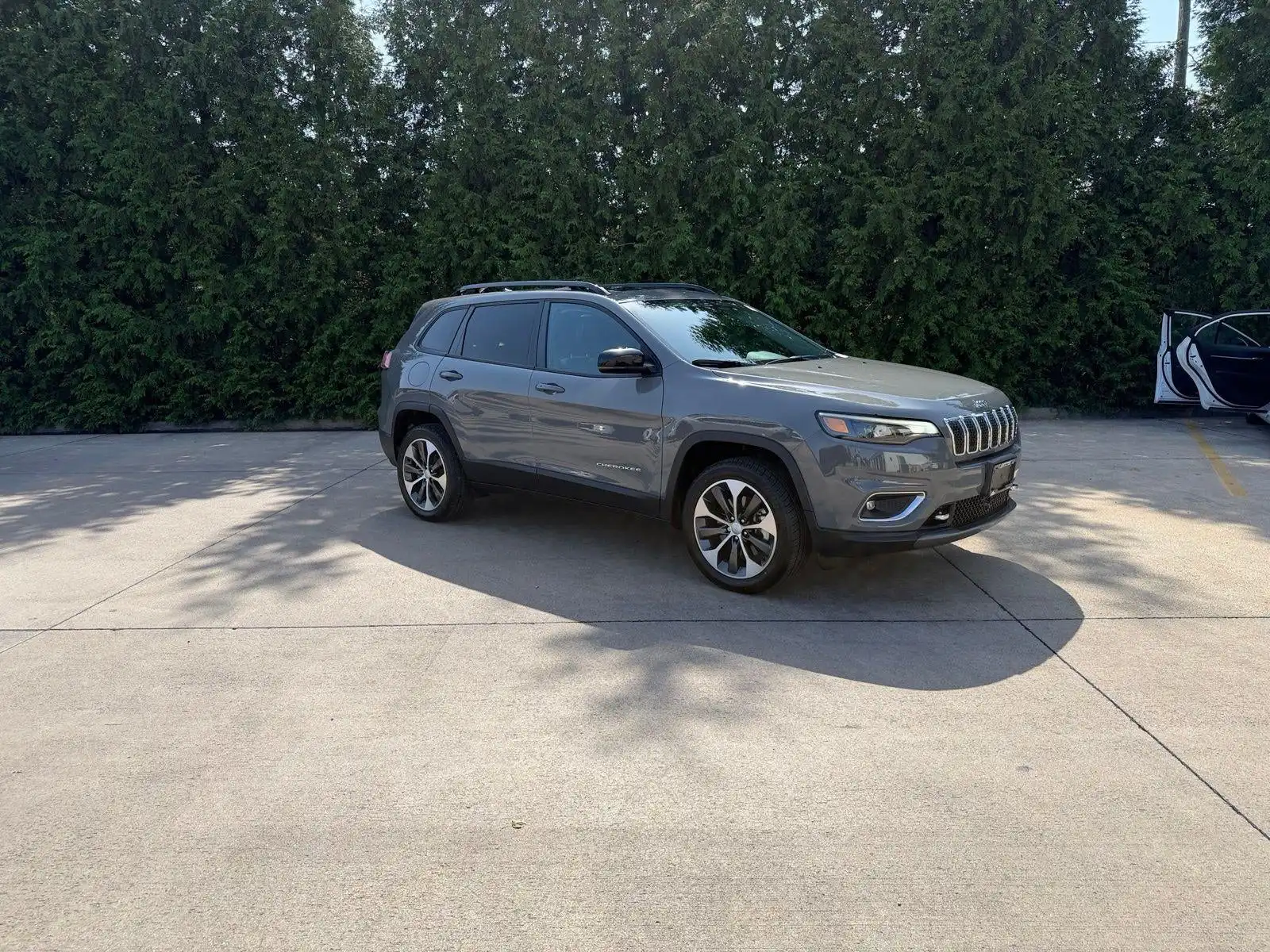 2022 Jeep Cherokee Limited 4WD's photo